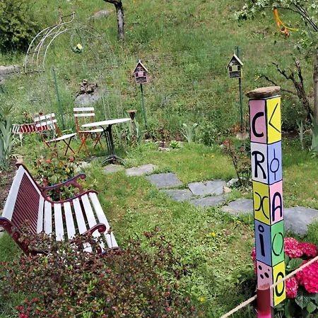 Dell Arte Inn