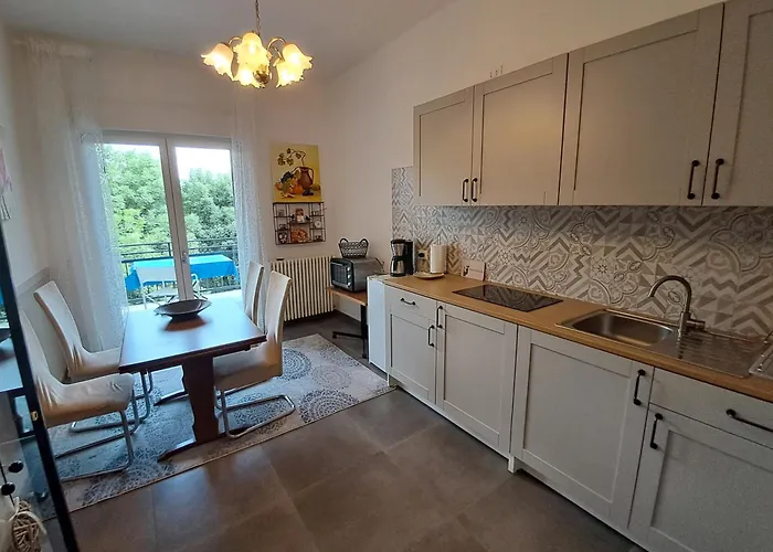 Dell Arte イン Trarego Viggiona